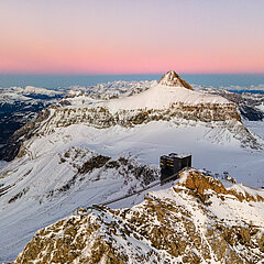 Panoramic view of the peak walk on the Glacier3000 during wintertime.