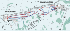 Auf dem Bild ist eine Karte mit dem Langlaufgebiet Schönried - Saanenmöser abgebildet. Die karte zeigt die zwei Dörfer Schönried und Saanenmöser. Dazwischen sind mehrere Langlaufrouten abgebildet, in einer groben Ansicht.